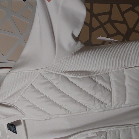 Women's Tek Gear Sweater - Picture 3 of 4